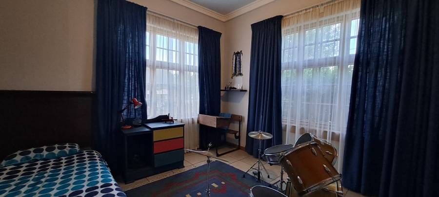 6 Bedroom Property for Sale in Eureka Free State